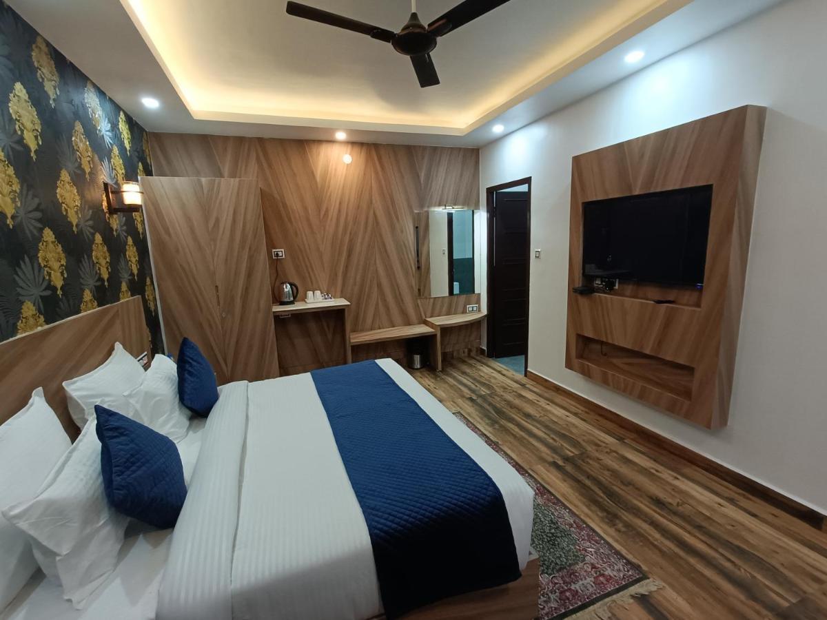 Dls Nature Trinket Resort Далхаузі Екстер'єр фото